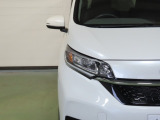 LEDヘッドライトは、点灯の瞬間から光量を発揮し、突然暗くなるトンネルなどでの安定感を高めます。