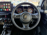 【純正革巻きステアリング】上質な革を使用することで、手にしっかり馴染みとても運転しやすいハンドルです♪