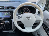 周囲が広く見わたせて運転しやすく室内も広々★