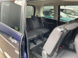 3列目シートも大人がしっかり座れるので長距離でもストレスレスで車内全員が快適にドライブできます