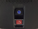 Honda CONNECTが安心快適なカーライフを実現します。万一の時も緊急通報ボタンやトラブルサポートボタンで24時間365日お客様をサポート。大事なお車の盗難やいたずらなどにも対処します。