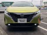 ヘッドライトは明るいLEDタイプです