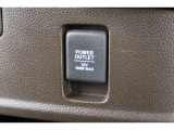 シガーソケットが付いているので、車から電源を取ることが出来ます!