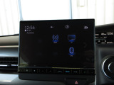 ナビゲーションはギャザズ9インチメモリーナビ(LXU-237NBi)を装着しております。AM、FM、CD、DVD再生、Bluetooth、音楽録音再生、フルセグTVがご使用いただけます。