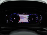 デジタルメータークラスター【Digital Cockpit Pro】付き車両。メーター内にナビゲーションが表示されます。