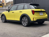 ファッション性を感じさせるパートナーに是非MINIを!