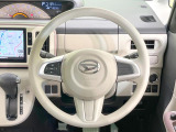 ステアリングも使用感が少なく、きれいな状態となっております♪