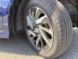 純正15インチアルミホイールでスタイルバッチリ!165/55R15タイヤです