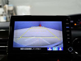 バックガイドモニターで、後方を確認しながら安心して駐車することができます。運転初心者も熟練者も必須の機能ですよ!