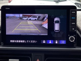 便利な3ビュー切り替え、ガイド線表示付きのバックカメラです。後退時、後方の視界をサポートします