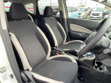 お車の販売と共に、自動車保険もご紹介しております。 弊社取り扱い会社と同じであれば日産独自のサービスもあります。