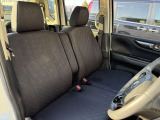 運転席シート廻りは使用感も少なく、良好な状態となっています。前オーナー様が丁寧に使っていたことがよくわかりますね。