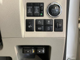 車両状態証明書修復歴の有無も一目瞭然。機能や内装・外装、走行距離、修復歴の有無をチェックし、クルマの状態を10段階にした車両状態証明書。数字や記号を使ってわかりやすく表示しています。