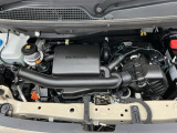 技術が詰まったエンジンルームもご覧の通りピカピカにクリーニング済みです。