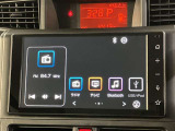 いまや必須装備「ナビゲーション」搭載!知らない場所にスイスイッとドライブ。もう、これなしではハンドルを握れませんね!でも運転中の操作は危険ですのでご注意ですね☆