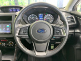 【純正革巻きステアリング】上質な革を使用することで、手にしっかり馴染みとても運転しやすいハンドルです♪