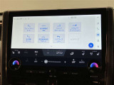 いまや必須装備「ナビゲーション」搭載!知らない場所にスイスイッとドライブ。もう、これなしではハンドルを握れませんね!でも運転中の操作は危険ですのでご注意ですね☆