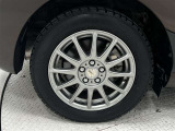 タイヤサイズは185/60R15!納車前の点検時にタイヤ交換させていただきます!社外アルミホイール!
