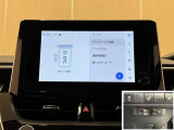 ナビ連動ETC付きです。高速道路料金所での小銭の出し入れや雨天時における窓の開け閉めなどの煩わしさが解消できます。料金所の通過もスムーズで快適ですよ。☆使用履歴表示や音声案内もしてくれます☆