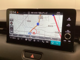 アンドロイドオート・アップルカープレイ対応純正ナビ搭載です。知らない道も安心ですね!