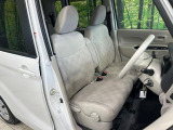 運転席シート廻りは使用感も少なく、良好な状態となっています。丁寧に使われていたことがよくわかりますね。