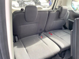 3列目シートはもちろん状態良好☆大人でもゆったりと座って頂けますので、大人数でのお出かけもラクラクです♪ご家族で、気の知れた仲間で、ドライブに行くのが楽しみですね♪
