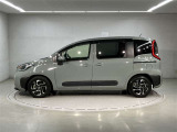 全車種、走行距離無制限の1年間無料保証付き!全国5000ヶ所に及ぶトヨタサービス店舗の安心ネットワーク!※3年先まで延長可能なロングラン保証&alpha;もご用意してます(有料)。