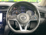 ステアリングも使用感が少なく、きれいな状態となっております♪