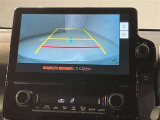 いまや必須装備「ナビゲーション」搭載!知らない場所にスイスイッとドライブ。もう、これなしではハンドルを握れませんね!でも運転中の操作は危険ですのでご注意ですね☆