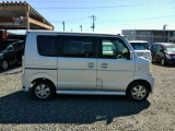 4WD、オートマ、ターボ、ナビ、TV、片側オートスライドドア、シートヒーター、ドラレコ、ETC、キーレス!ご来店の際は、在庫確認の上お越しくださいますようお願いします。