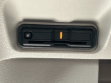 有料道路のレーン通過に便利なETC2.0車載器を装着しています。ご利用にはセットアップが必要となります。