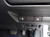 ハンドルヒーターも装備しておりますので冬場の運転が快適ですよ。