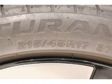 215/45R17    車両装着標準タイヤサイズです。 タイヤのご相談も石川トヨペットカローラにお任せください