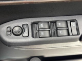【電動格納ミラーつき】狭い駐車場でも安心です♪