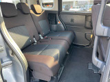 後ろも広々としていますよ!色々な用途でアレンジ出来ちゃいます!! お車によってはフラットになります!
