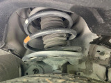 お車を安心してお乗りいただく為には、足回りの定期点検が欠かせません。サービスサポート(有償保証)では無料点検もご提供しており、安心のカーライフをお過ごしいただけるサポート体制が整っています。