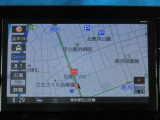ナビはメモリーナビMM320D-Lが装備されています。