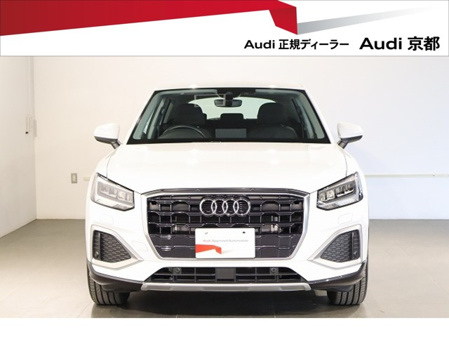 Q2 35 TFSI アドバンスド 