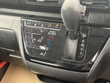 【オートエアコン】 設定温度は一定のまま、1年中、車内は快適空間♪快適温度♪