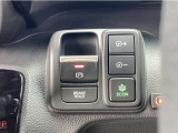 最新の電子制御パーキングブレーキ装備!ブレーキホールド機能も装備していますので渋滞時の疲れが軽減されますよ!
