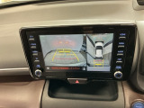 専用のカメラにより、上から見下ろしたような視点で360度車の周囲を確認することができます。死角部分も確認しやすく、狭い場所での切り返しや駐車もスムーズです♪