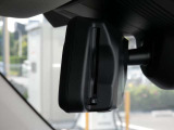 ETC2.0一体型の自動防眩機能付きバックミラー!後続車のヘッドライトの眩しさを自動で軽減してくれます!