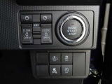 【プッシュスタート】カギをポケットやバッグに入れたままでエンジンの始動やドアロックの施錠・開錠ができます!荷物が多い時に便利ですね!