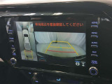 駐車が苦手な方でも安心のバックガイドモニター搭載。 後方の映像をクリアに表示し、ガイドラインで車庫入れや縦列駐車をしっかりサポート。毎日の運転がぐっとラクになります。