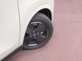 155/65R14タイヤ+専用アルミホイールです。スタッドレスタイヤや各種オプションのご注文も承っております(^^)!