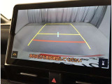バックガイドモニターで、後方を確認しながら安心して駐車することができます。運転初心者も熟練者も必須の機能ですよ!