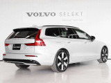 V60 ウルトラ T6  AWD プラグインハイブリッド 4WD 