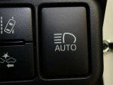 オートHiビーム付きです。夜間走行時歩行者を発見しやすいHiビームが基本ですので、対向車や前方の車両を検知して自動で切替をしてくれます。
