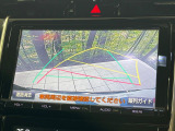 【純正ナビ】人気の純正ナビを装備しております。ナビの使いやすさはもちろん、オーディオ機能も充実!キャンプや旅行はもちろん、通勤や買い物など普段のドライブも楽しくなるはず♪