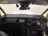 【前方視界】開放的な前方視界!運転がしやすく疲れにくいです♪窓が大きく、見通しがとっても良いおクルマですよ♪